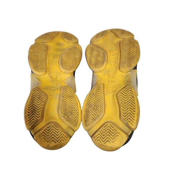 Balenciaga Triple S Sneakers - Picture 3 of 11